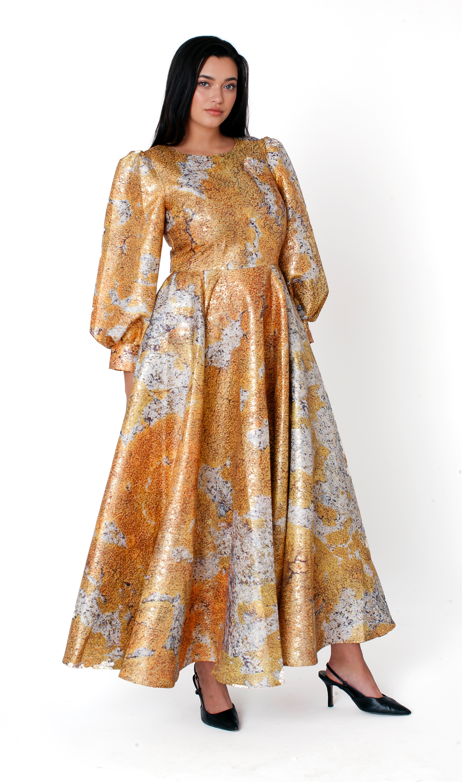 gold brocade dress & Rhinestones" Vintage 1960's Gold Lurex Brocade & Rhine Willow Hilson Vintage shoulder dress epitomizes timeless glam Fitted brocade evening dress for